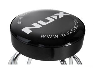 Nux Barstool Sgabello cromato con cuscino nero